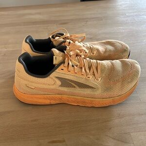 ALTRA Men's Escalante 3 Road Running Shoe Mens Size 10